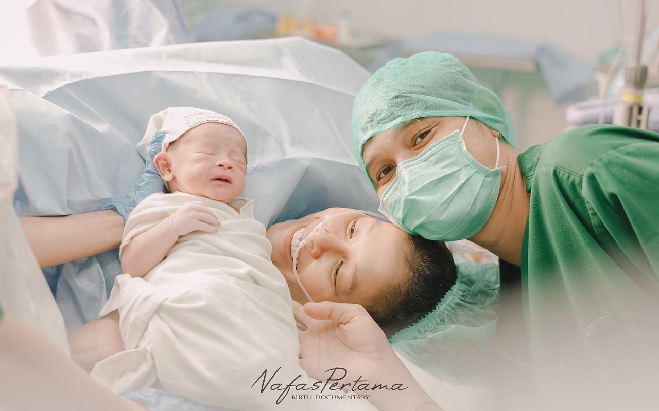 беременные с огромным животом. рожать в 2017. рожать в 2017. рожать в 2017. рожать в 2017.