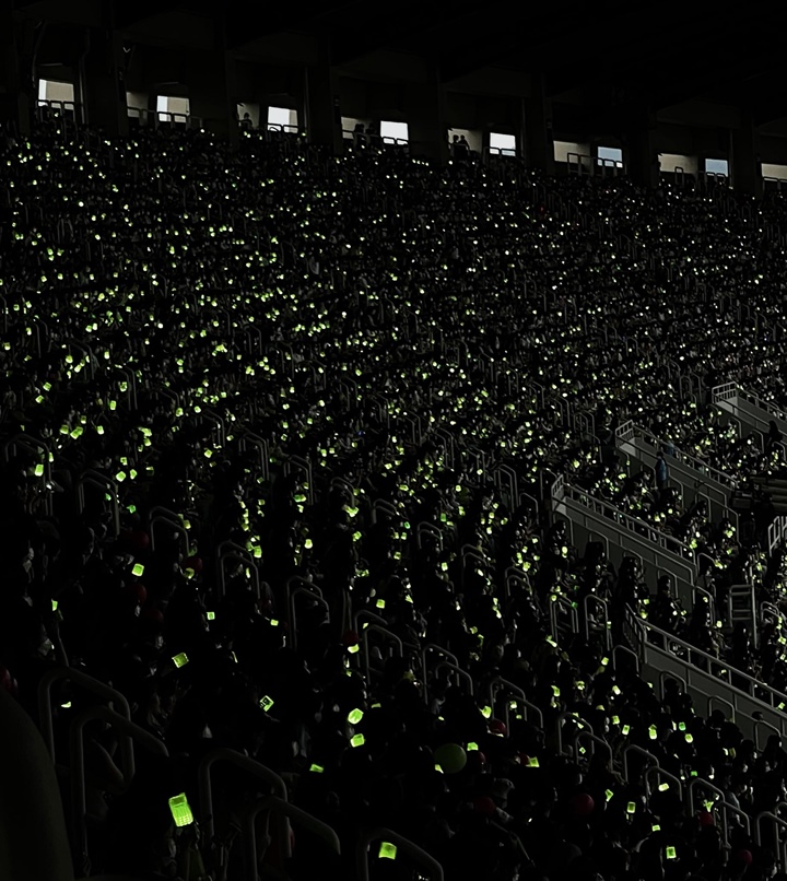 Tribun Penuh Lightstick Hijau Neon, NCT DREAM Bikin Dream Concert Bagai Konser Sendiri