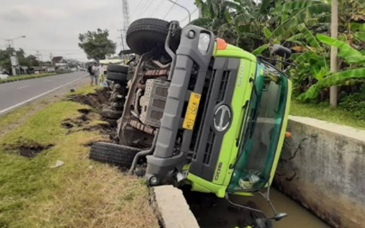 Diduga ODGJ di Kendal Curi dan Kendarai Truk Bos Rosok, Berakhir Terjun ke Irigasi