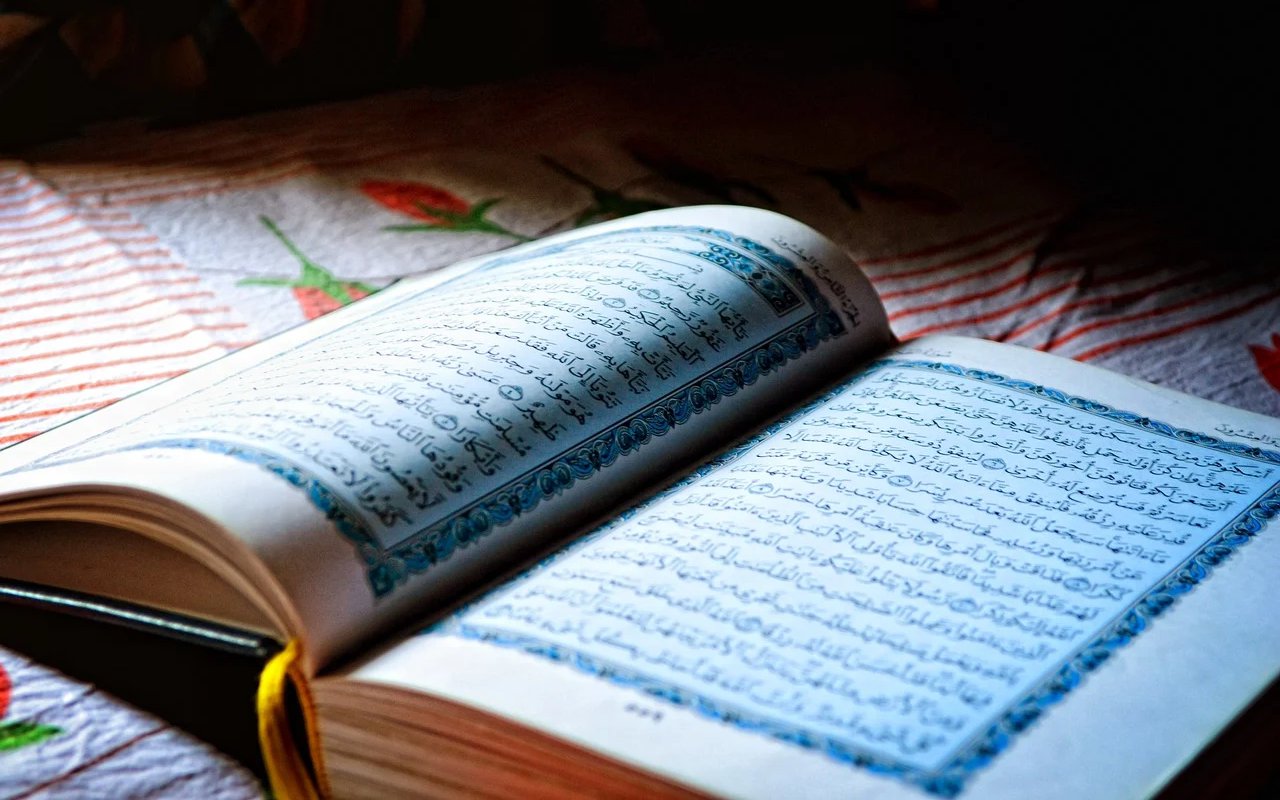 Toko Singapura Minta Maaf Usai Jual Baju Renang Bermotif Ayat Al-Quran
