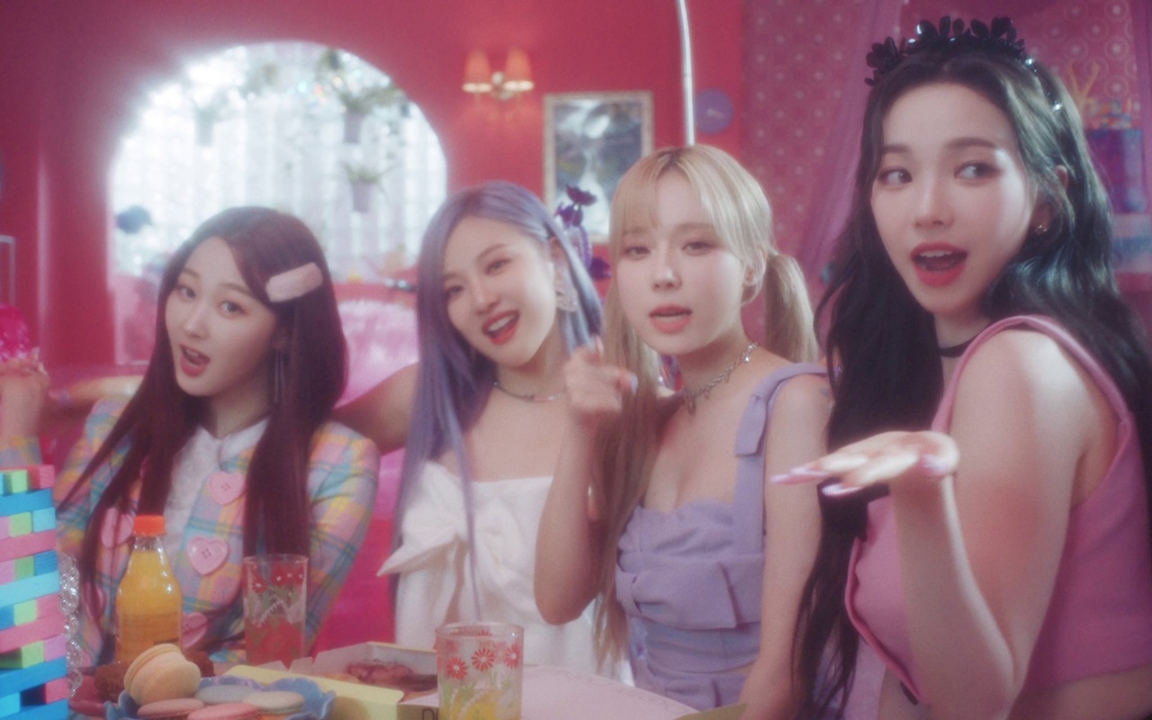 aespa Tampil Girly dan Beri Pesan Mendalam di MV Single Bahasa Inggris 'Life's Too Short'