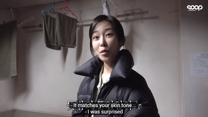 Seo Hyun Jin Terkejut Warna Seragam Tahanan di Lokasi Syuting \'Why Her\'