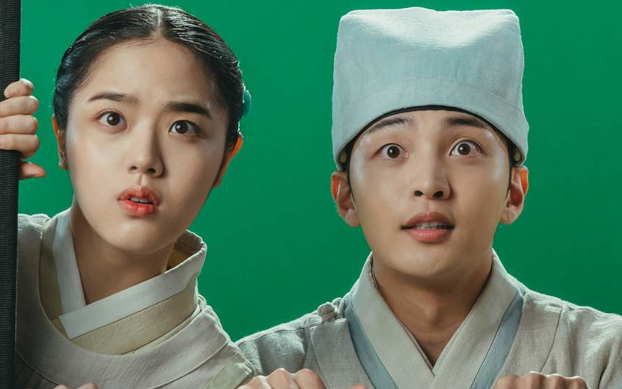 Kim Hyang Gi - Kim Min Jae Jadi Dokter Karismatik, Tim 'Joseon Psychiatrist' Beri Spoiler Menarik