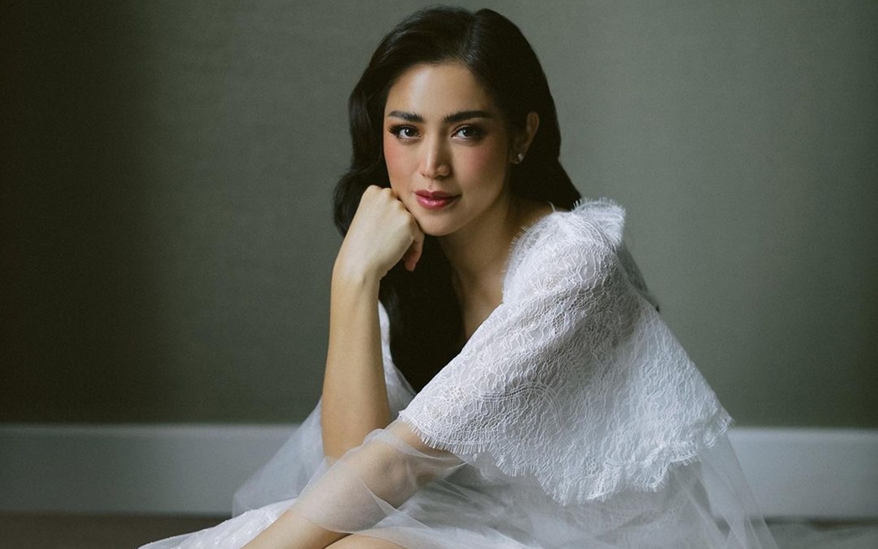 Jessica Iskandar Makin Fresh dengan Gaya Rambut Baru, Malah Disebut Mirip Angel Karamoy
