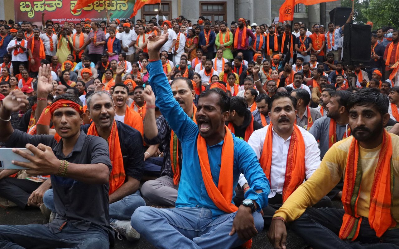 7.000 Massa Turun ke Jalan Buntut Pembunuhan Penjahit Hindu di India