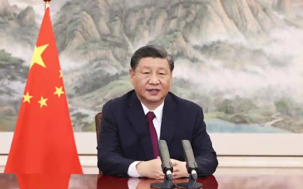 Hong Kong Kerahkan Keamanan Besar-besaran Jelang Pelantikan Pemimpin Baru oleh Xi Jinping