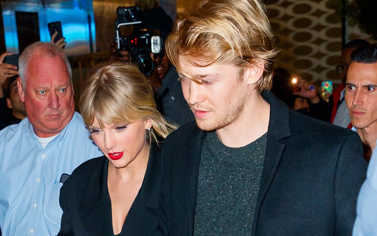 Taylor Swift dan Joe Alwyn Ternyata Diam-Diam Sudah Tunangan?