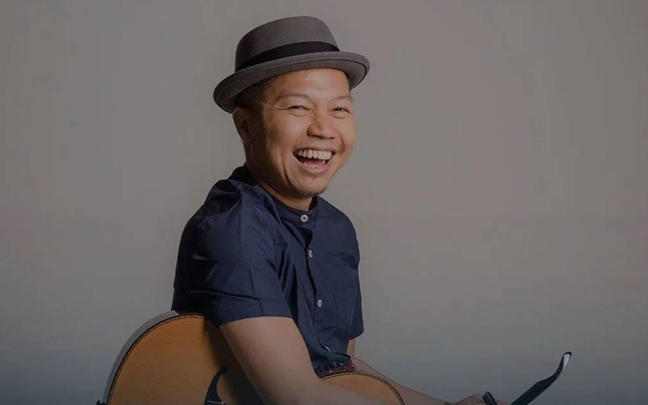 Kini Jadi Musisi Sukses, Sandhy Sondoro Cerita Pernah Jadi Buruh Cuci Piring