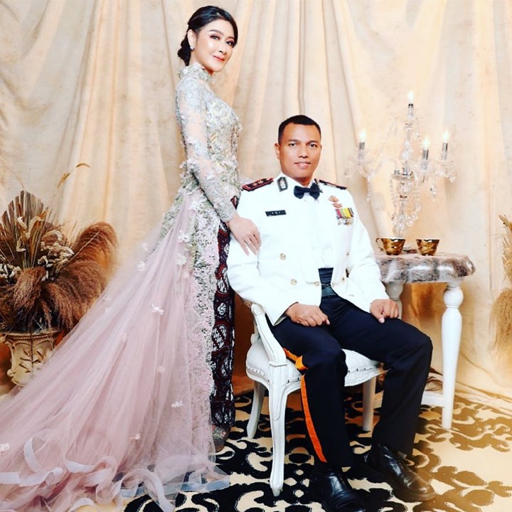 Menikah Dengan Komisaris Polisi