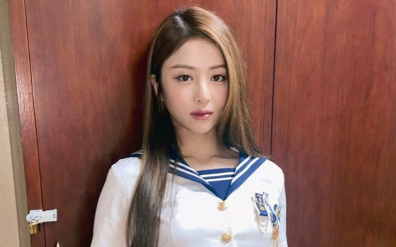 Pulang dari Jepang, Huh Yunjin LE SSERAFIM Pakai Daster Bali?