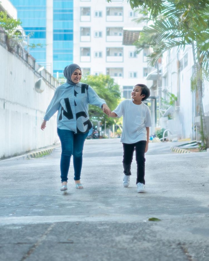 Jadi Yang Paling Manja