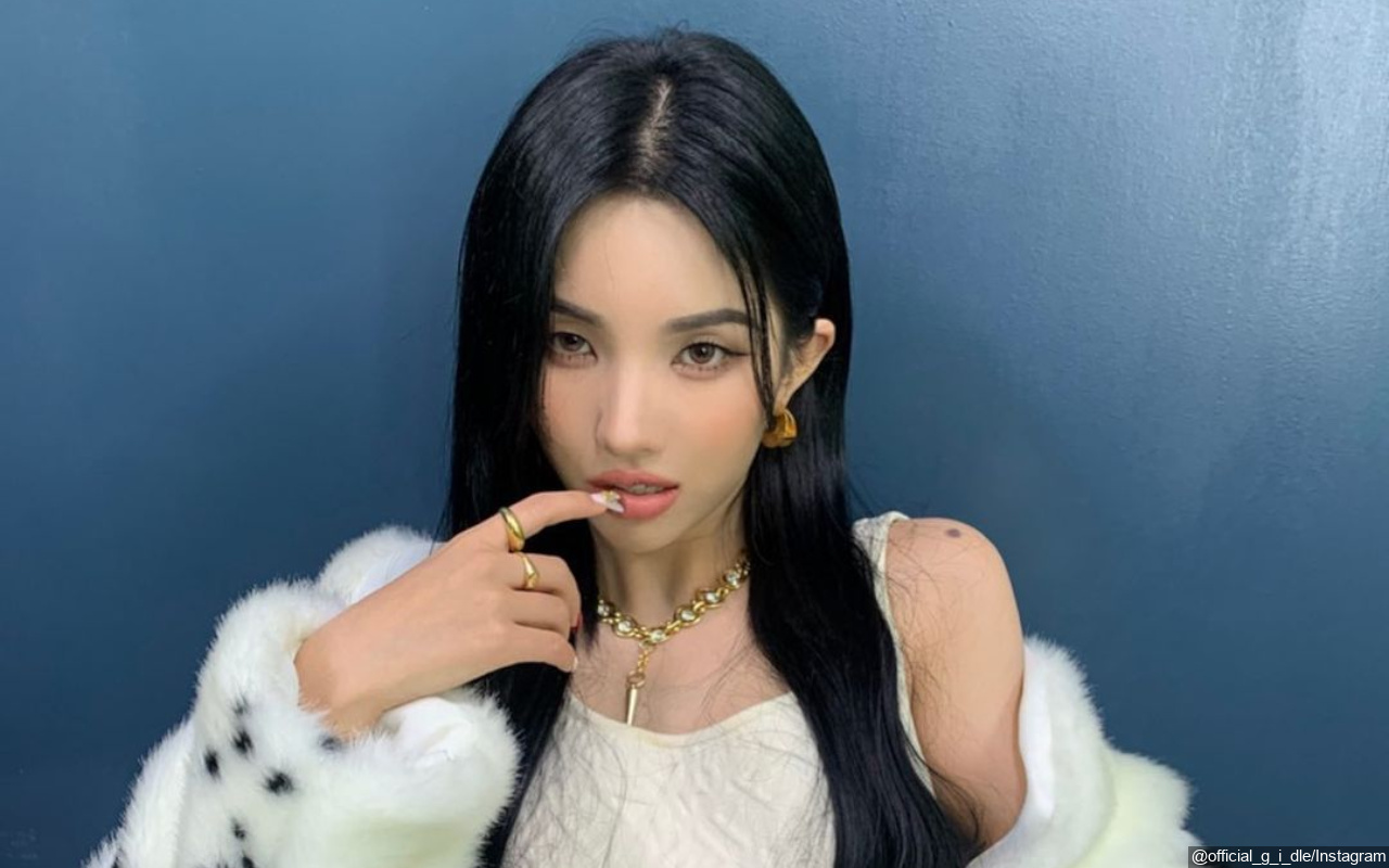 Celana Soyeon (G)I-DLE Bolong di Bagian yang Tak Semestinya Tuai Kritik Netizen