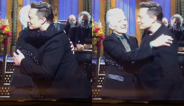 Momen Penuh Kasih Maye Musk dan Elon Musk di 'SNL'