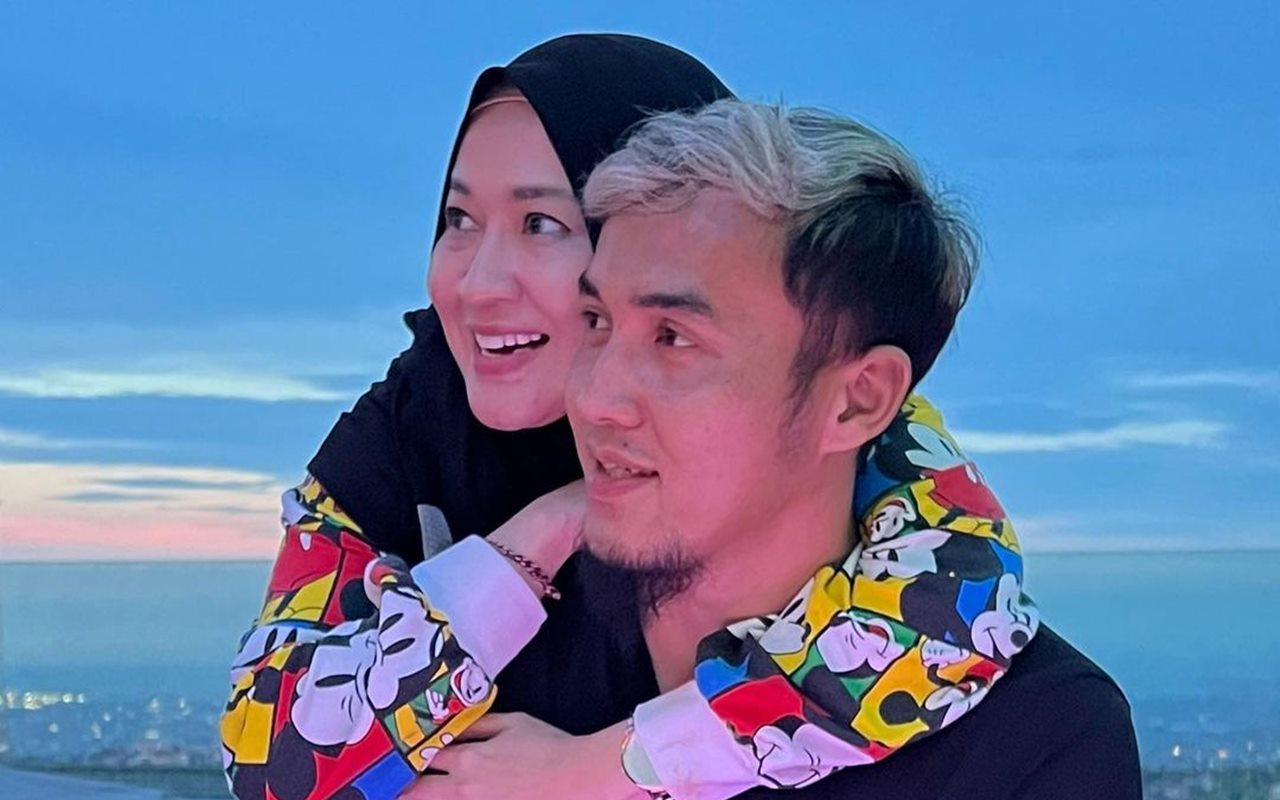 10 Tahun Menikah, Okie Agustina dan Suami Kompak Tulis Doa Haru Untuk Kelangsungan Rumah Tangga