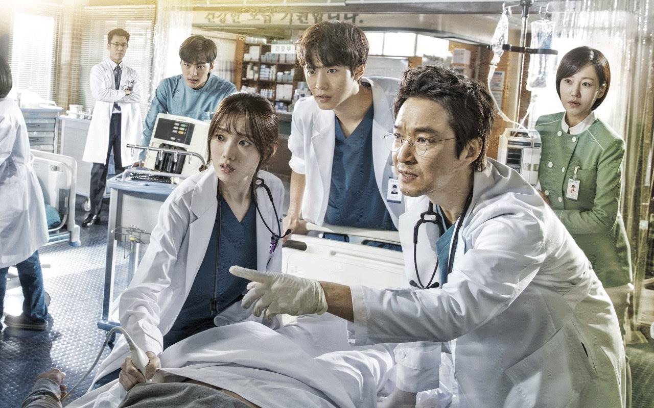 Jadwal Bocor, Lee Sung Kyung Diduga Balik 'Dr. Romantic 3' Bareng Ahn Hyo Seop dan Han Suk Kyu