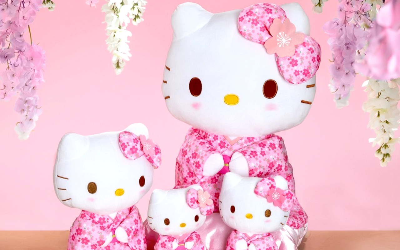 Diyakini Berhantu, Pencuri Kembalikan Boneka Hello Kitty Raksasa dari Mobil Bekas Kecelakaan