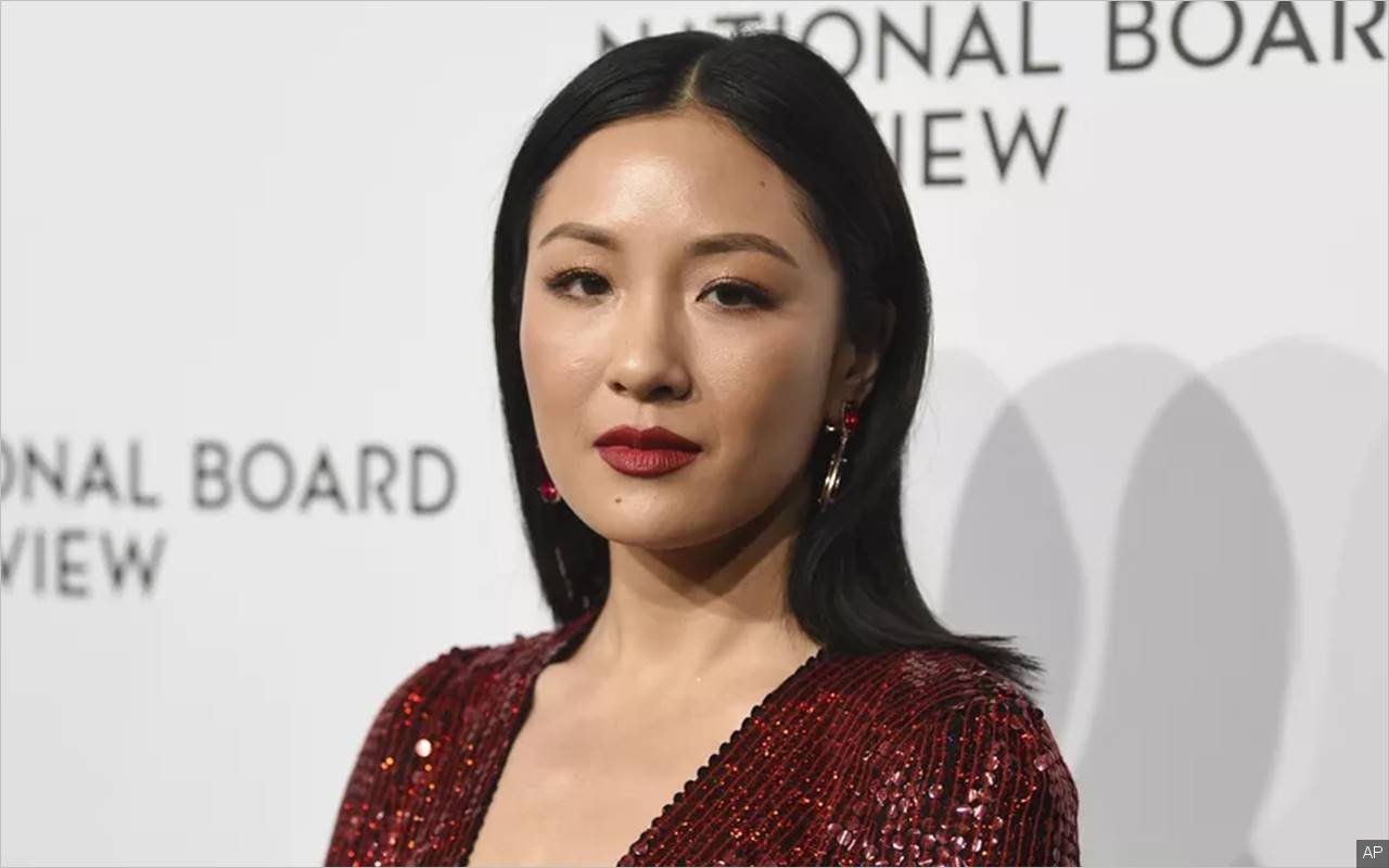 Constance Wu Bintang 'Crazy Rich Asians' Akui Pernah Berniat Bunuh Diri Akibat Bullying Media Sosial