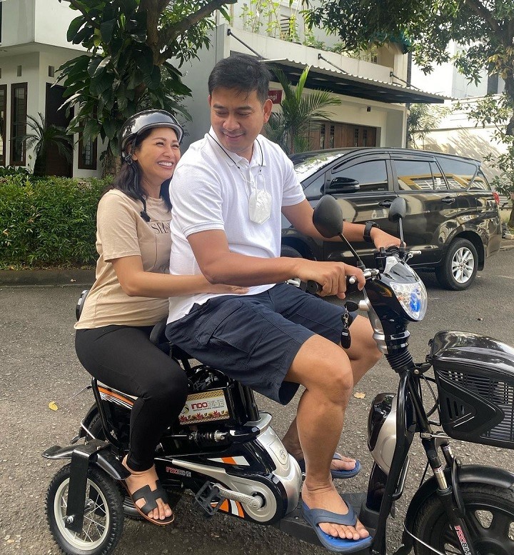 Berboncengan Untuk Beli Sayur