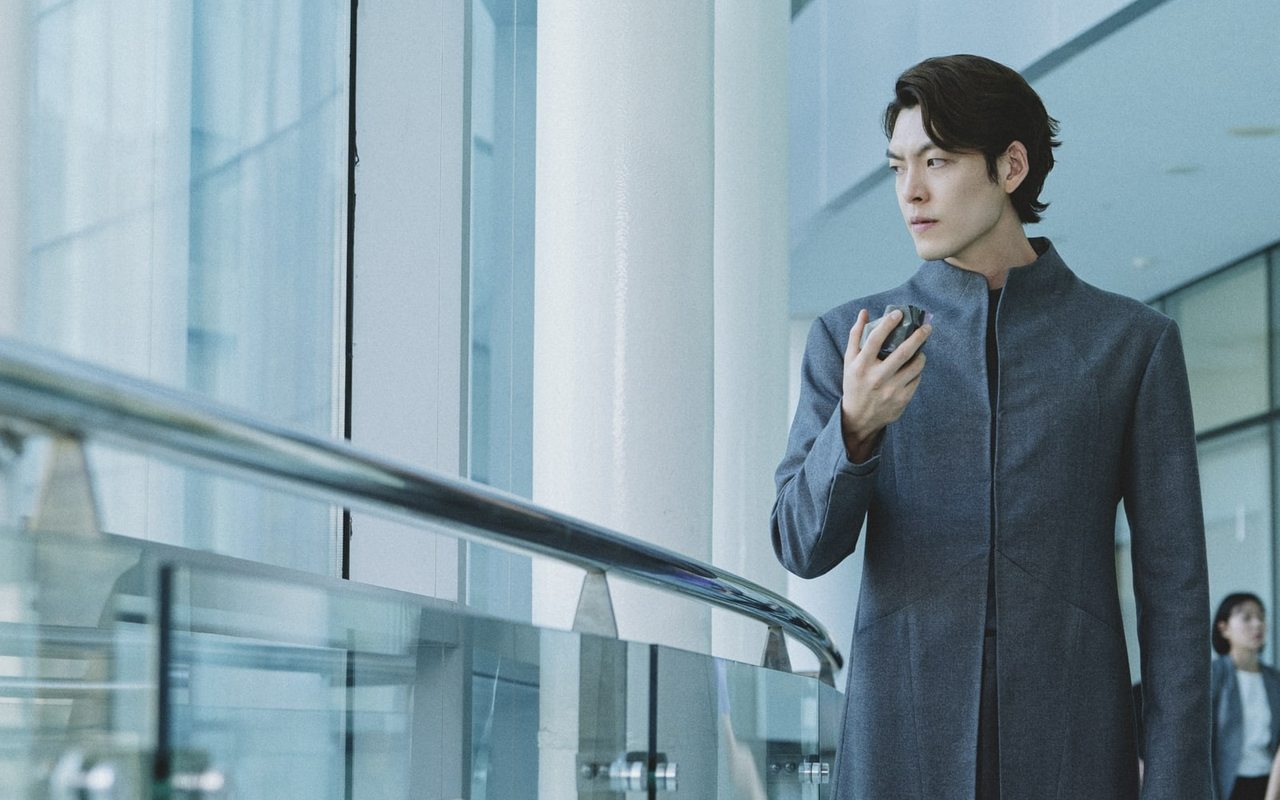 Kim Woo Bin Nostalgia Pertama Kali Syuting Film 'Allenoid' Usai 5 Tahun Hiatus Karena Pengobatan Kan