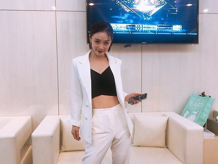 Tampil Anggun nan Glamor