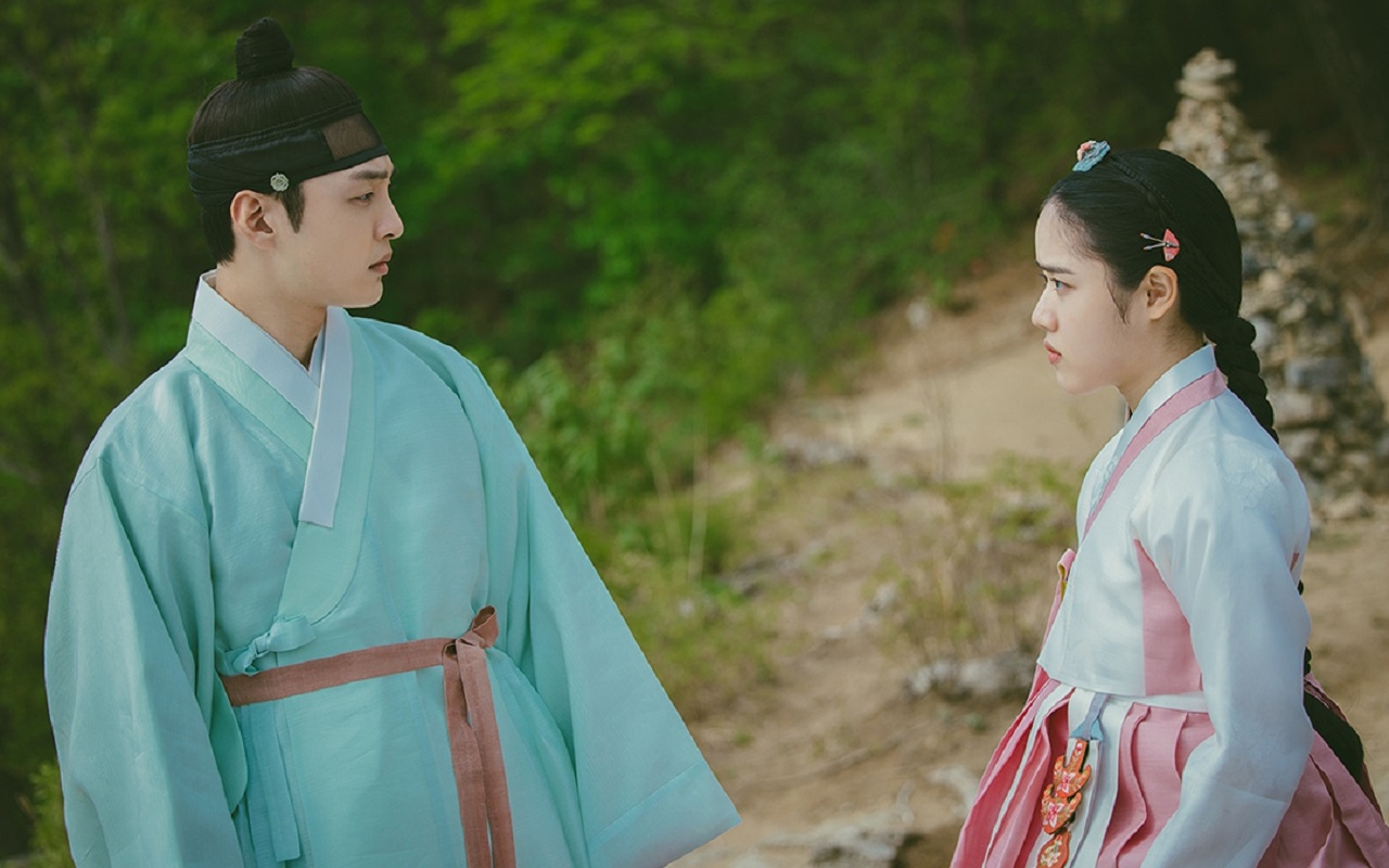 Patut Dinanti, Ini Bocoran Hubungan Kim Min Jae dan Kim Hyang Gi di 'Poong, The Joseon Psychiatrist'