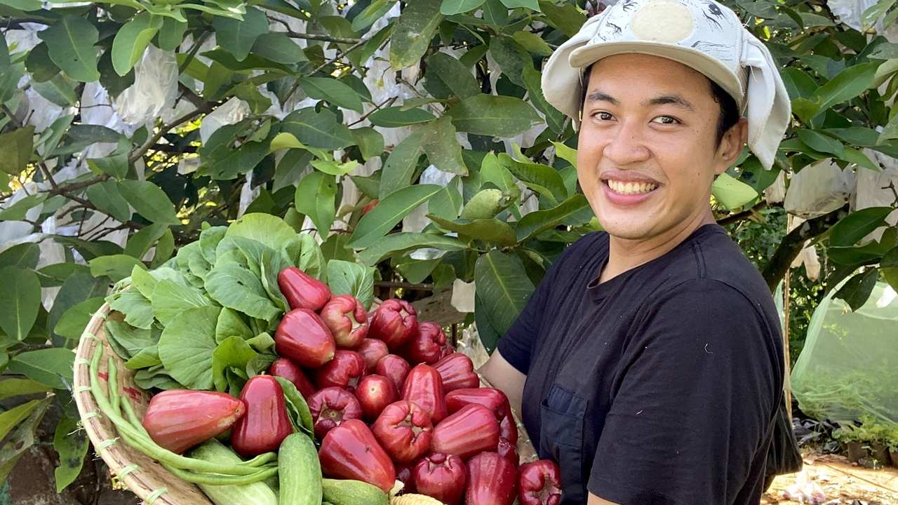 Makin Bersinar Berkat Ciri Khas Kata 'Woi'