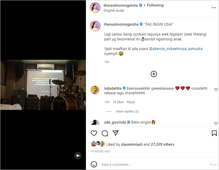Momo Geisha Iseng Nyanyikan Lagu ‘Tak Ingin Usai’, Vibesnya Justru Bikin Nostalgia