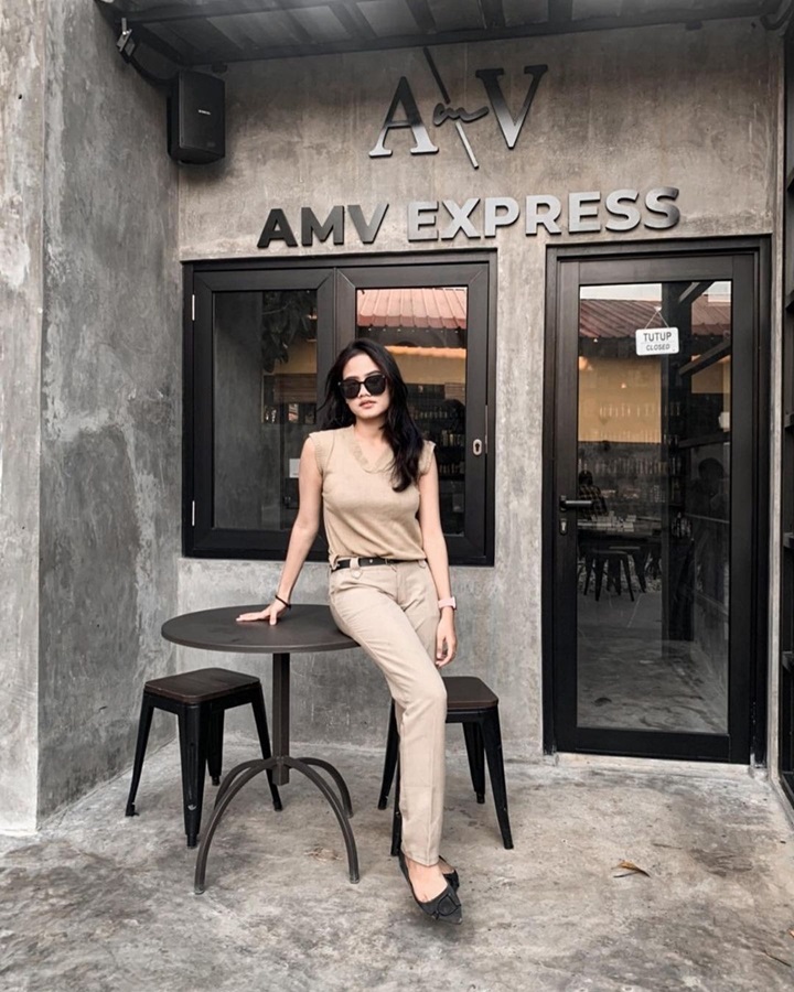 Ala Cewek Bumi