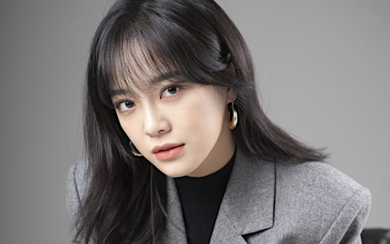 Kim Sejeong Akui Lebih Dekat dengan Jihyo dan Cha Eunwoo daripada Member Gu9udan dan IOI