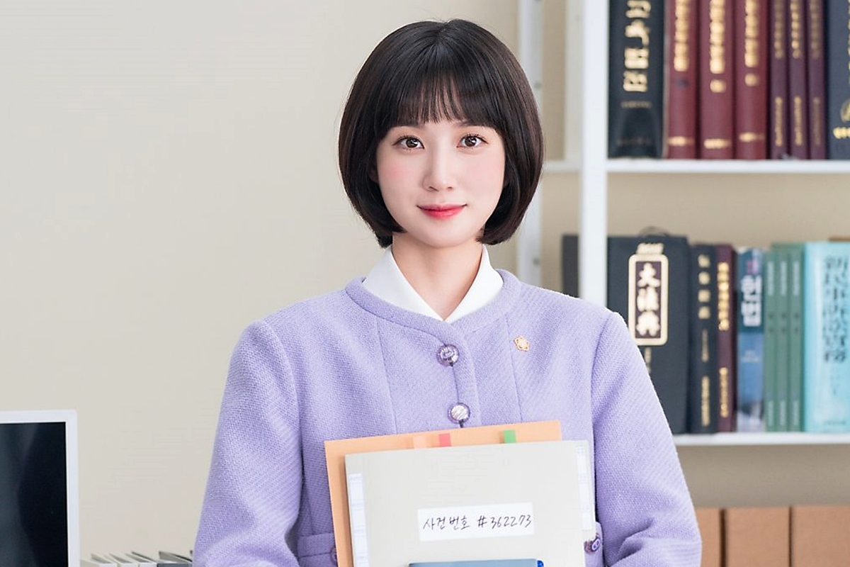 Park Eun Bin Awalnya Dibayar 'Murah' Untuk Bintangi 'Extraordinary Attorney Woo'