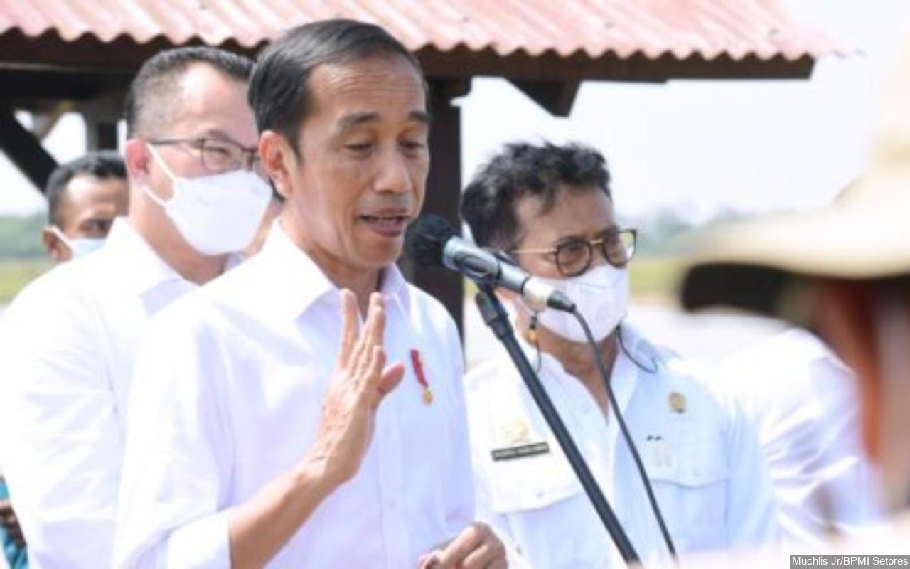 Jokowi Teken UU Sumbar, Berikut Makna 'Adat Basandi Syarak, Syarak Basandi Kitabullah'
