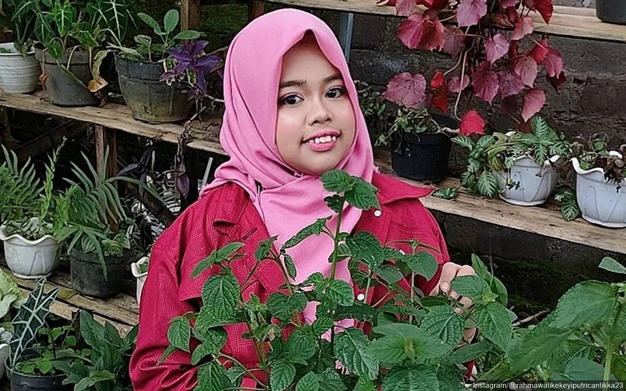 Kekeyi Diduga Kembali Tampil Tanpa Hijab, Bikin Heboh Usai Umumkan Mau Lamaran