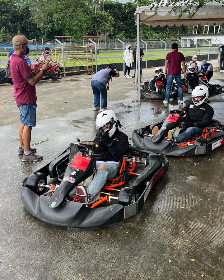 Serunya Kart Riding