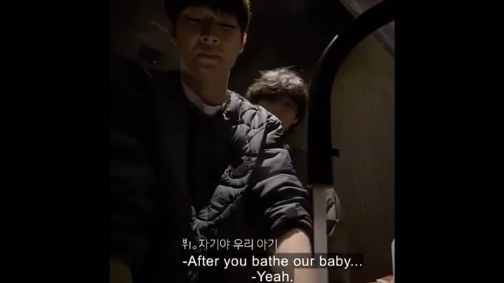V BTS Mendadak Jadi Ayah Penyayang Bareng Choi Woo Shik di \'In The SOOP: Friendcation\'