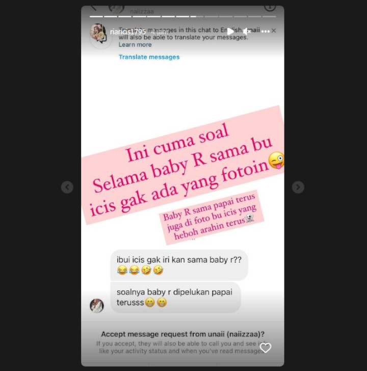 Begini Reaksi Ria Ricis Saat Dikira Iri dengan Baby R Karena Terus Dipeluk Teuku Ryan