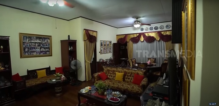 Ruang Tengah