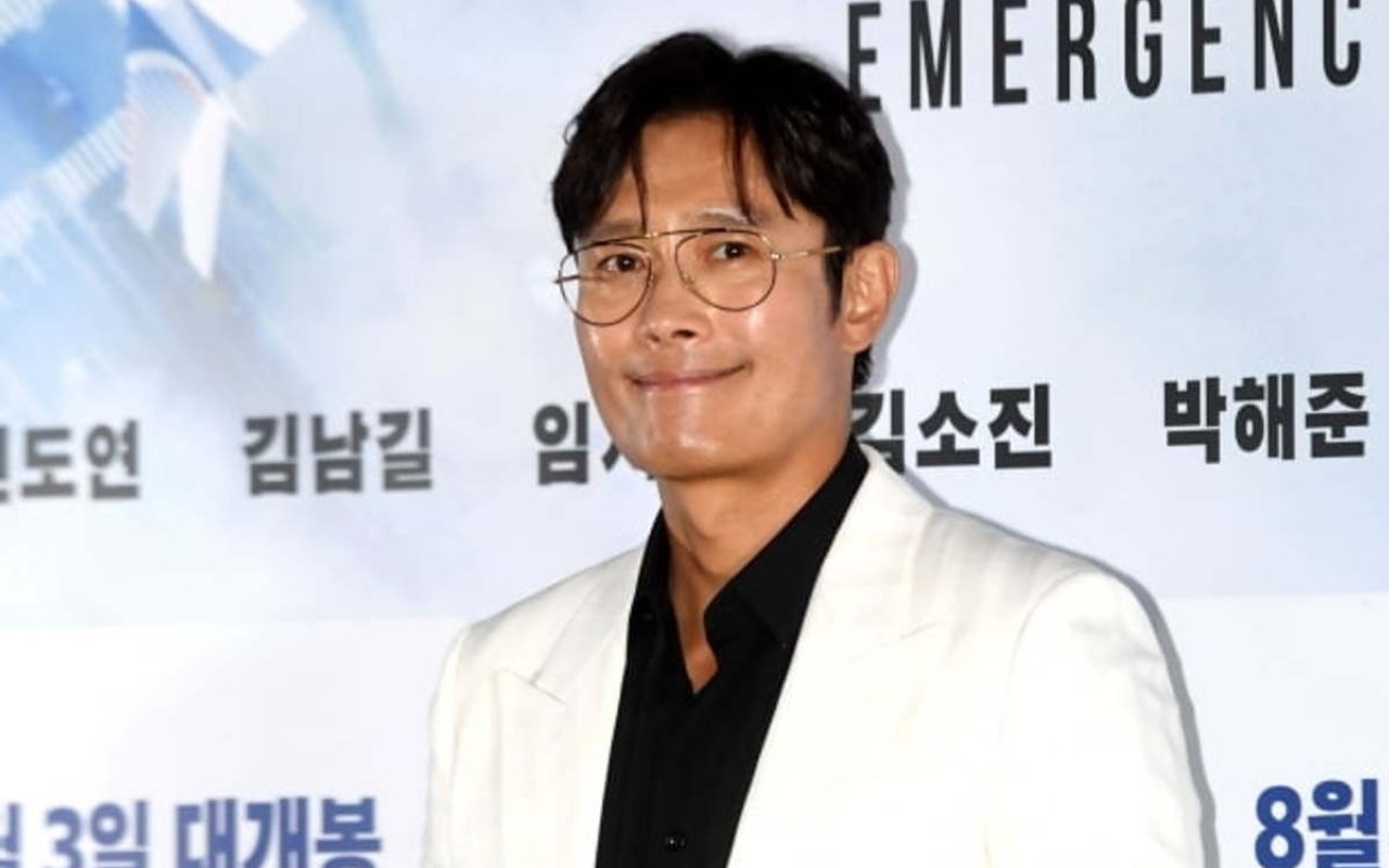 Lee Byung Hun Sebut Film 'Emergency Declaration' Dipenuhi Ketegangan, Seperti Apa Bocorannya?