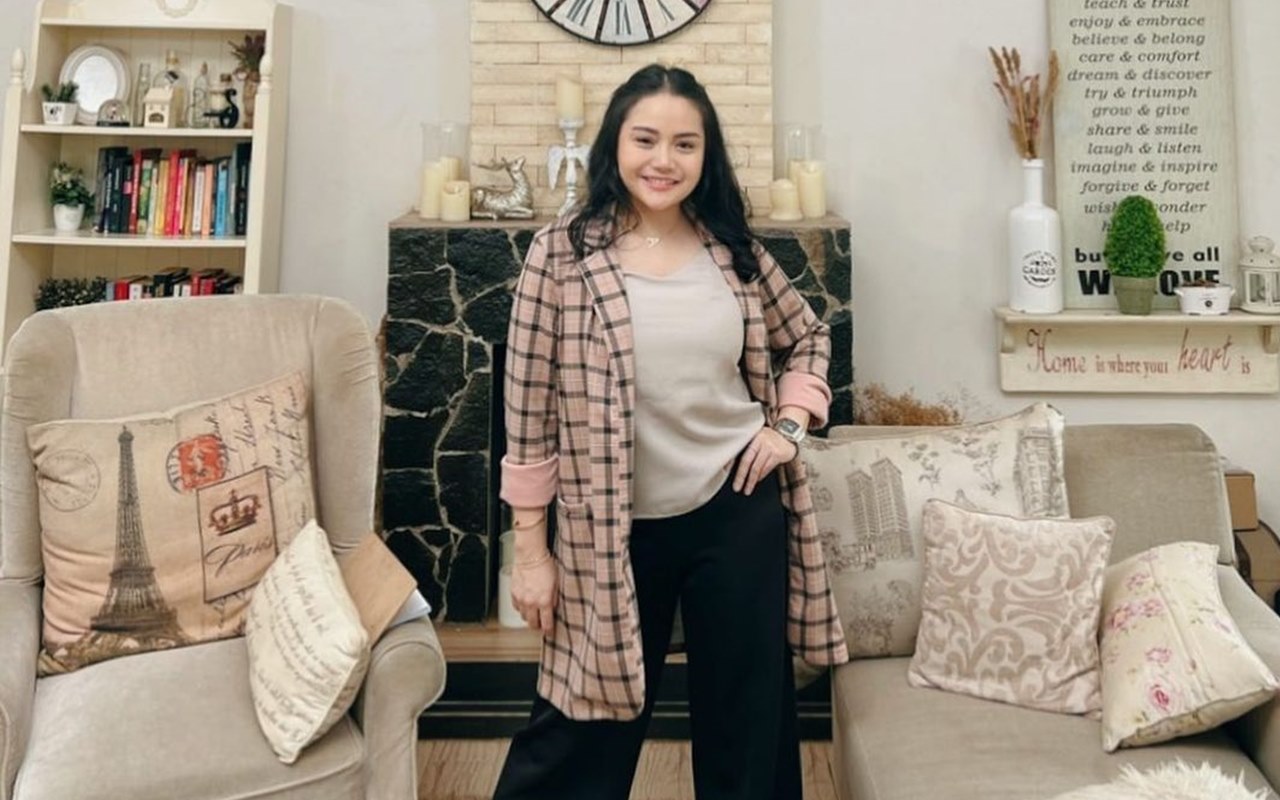 Mawar AFI Sebut Kini Lebih Suka Duit Ketimbang Lelaki, Aksinya Justru Bikin Ngakak