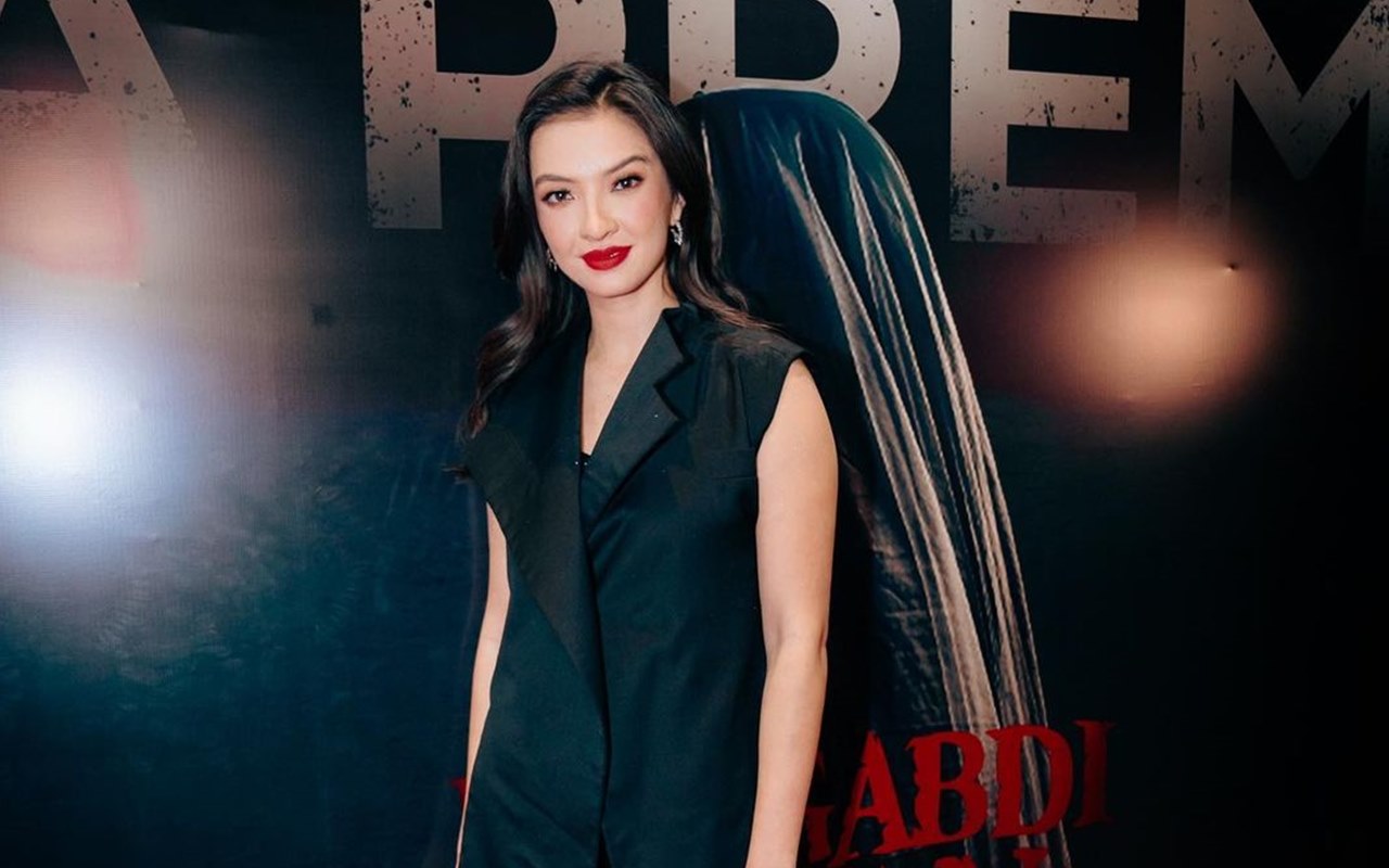 Tingkah Raline Shah 'Ambyar' Saat Nonton 'Pengabdi Setan 2: Communion', Beri Ulasan Begini Soal Film