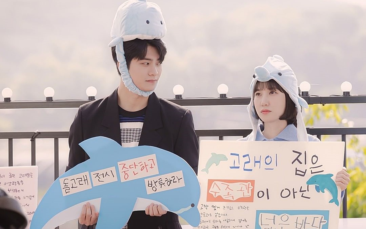 Terpantau Ciuman, Kang Tae Oh Dicari Calon Mertua di 'Extraordinary Attorney Woo'