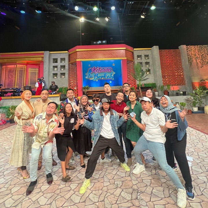 Semua Tiru Gaya Bonge
