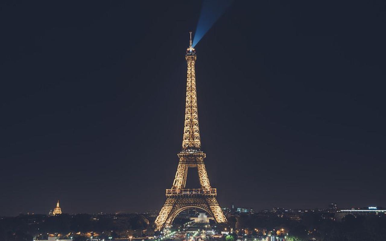Anggota Parlemen Prancis Tuai Kecaman Bandingkan Kondisi Pekerja Piala Dunia Qatar dan Menara Eiffel