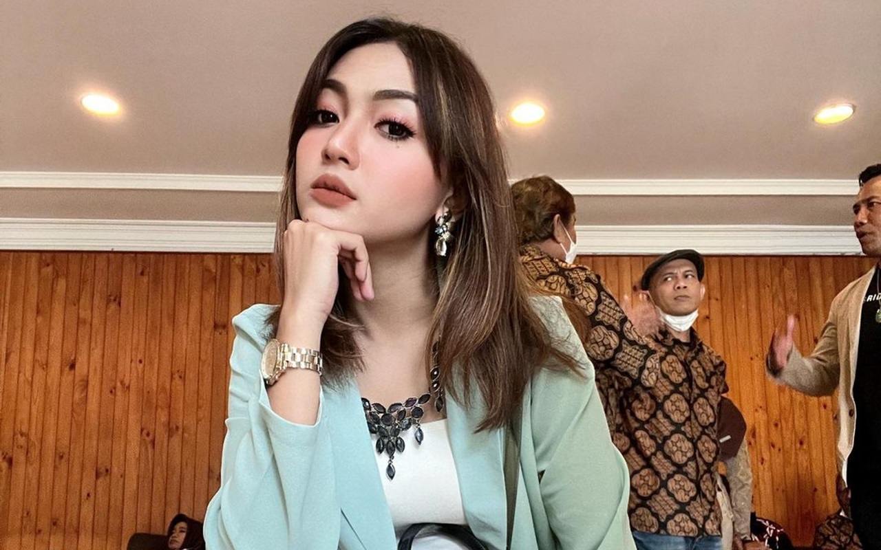 Dituding Selingkuhan Sule, Momen Kedekatan Riesca Rose Bareng Nathalie Holscher Jadi Sorotan