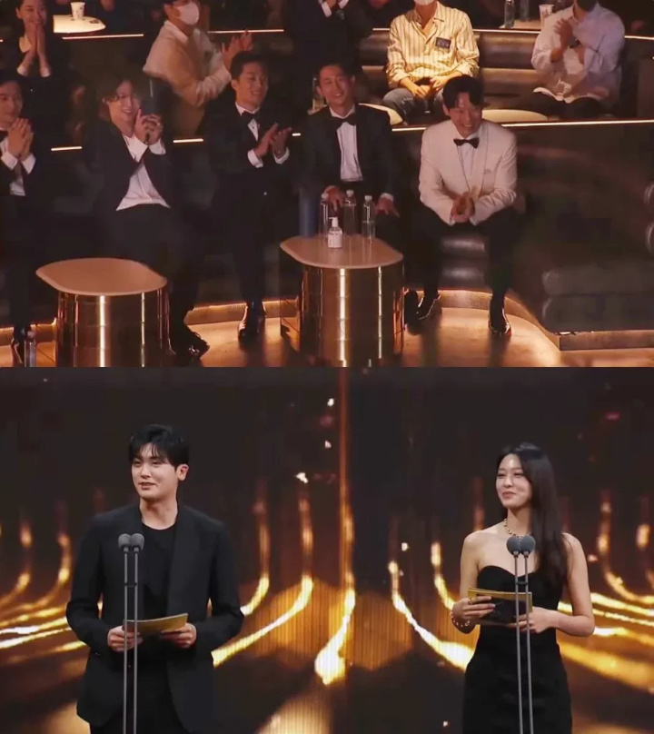 Lagi di Acara Award, Ini Alasan Im Siwan Sempat-sempatnya Rekam Park Hyungsik