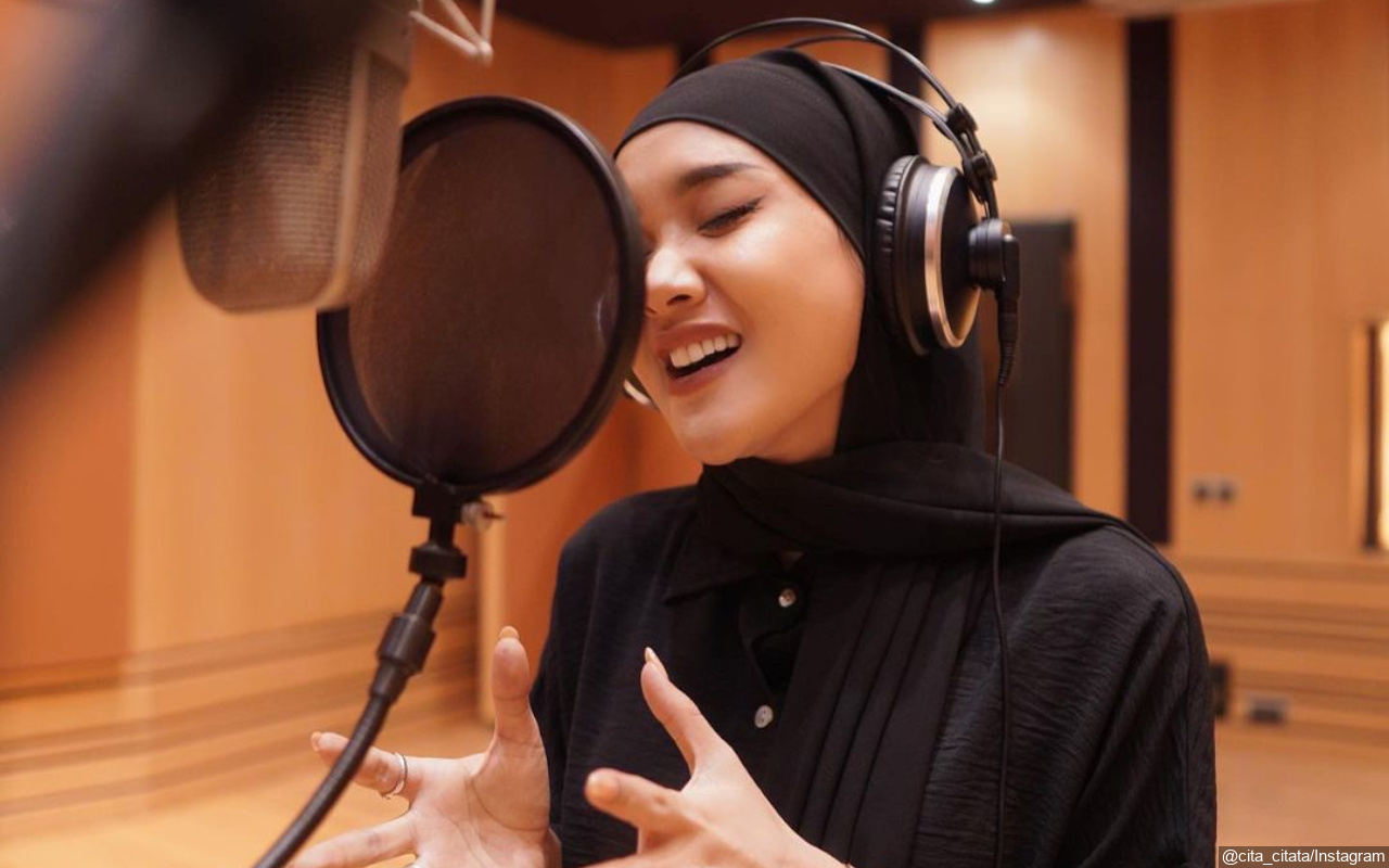 Cita Citata Soal Tudingan Berhijab Demi Didi Mahardika: Beliau Bisa Membimbingku Dengan Baik