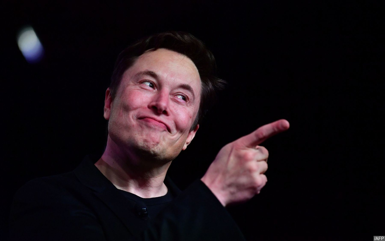 Elon Musk Jual Saham Tesla Senilai Rp 102,6 Triliun, Butuh Uang Untuk Hadapi Twitter? 