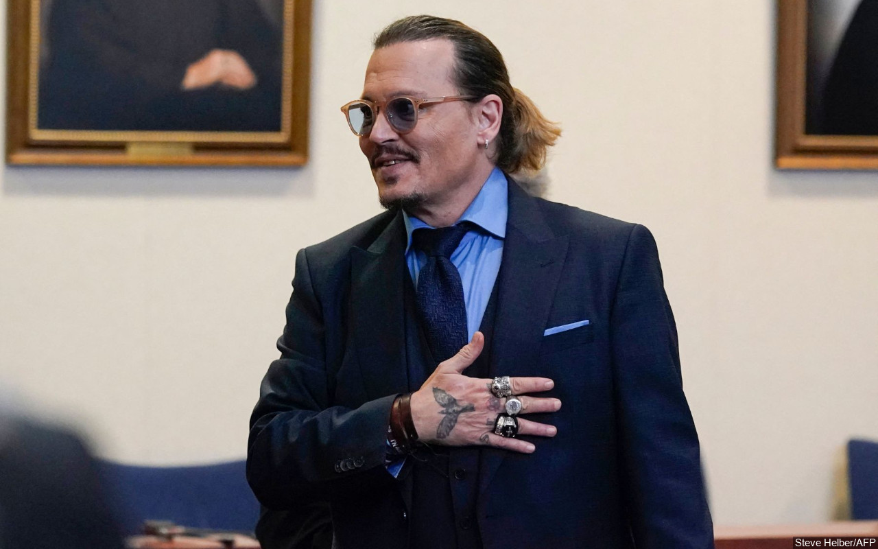 Penampilan Pertama Johnny Depp Sebagai King Louis XV di 'Jeanne du Barry' Terungkap