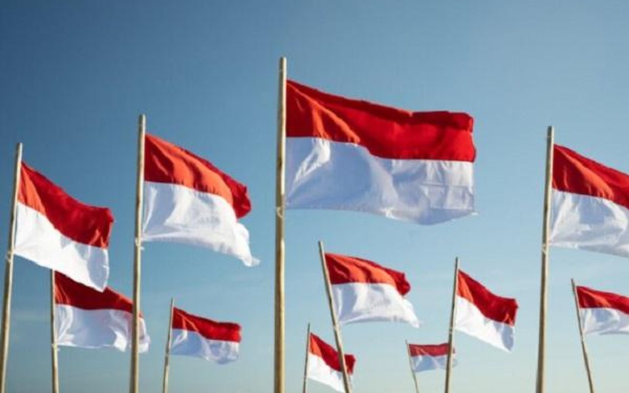 Meriahkan HUT RI ke-77, Warga Kuningan Gelar 'Linggarjati Fashion Week Merah Putih'