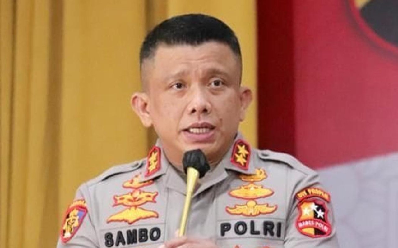 Pihak Ferdy Sambo Buka Suara Soal Amplop Tebal 'Titipan Bapak'