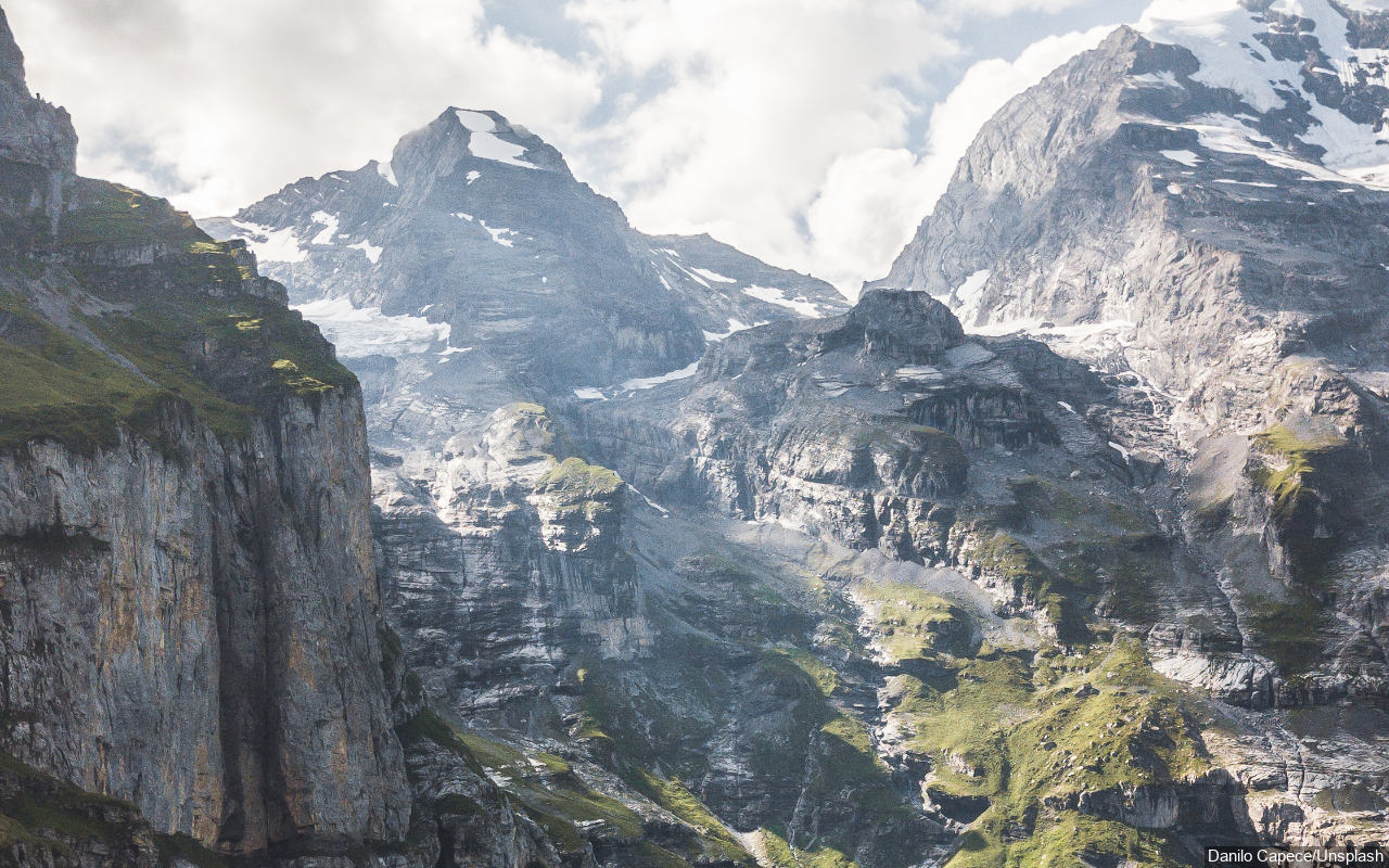 Salju di Jalur Pegunungan Swiss Terancam Hilang Sepenuhnya dalam Beberapa Minggu